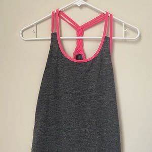workout tank